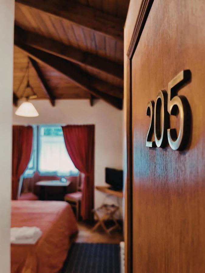 Hosteria Cauquenes De Nimez เอลกาลาฟาเต ภายนอก รูปภาพ